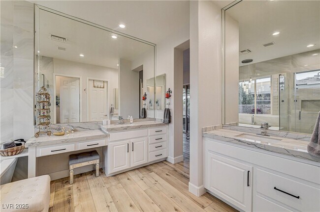 Building Photo - 105 Fountainhead Cir