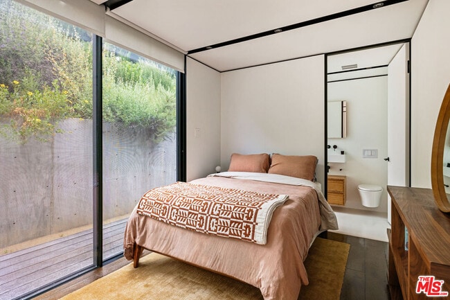 Building Photo - 1664 Benton Wy