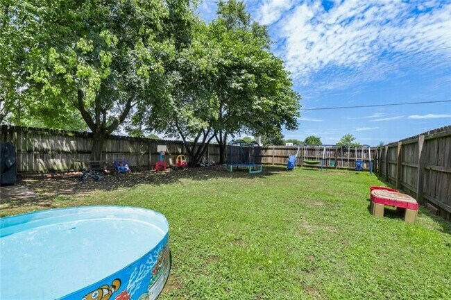 Backyard - 707 E Eastview Dr