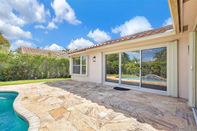 Building Photo - 358 SW 163rd Ave