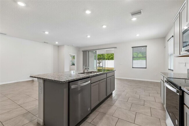 Building Photo - 35977 Morse Willow Ct