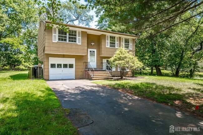 Building Photo - 5 Pelmont Pl