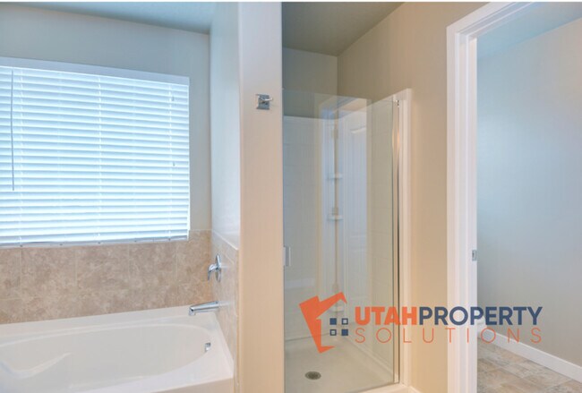 Building Photo - 5393 Borglum Ln