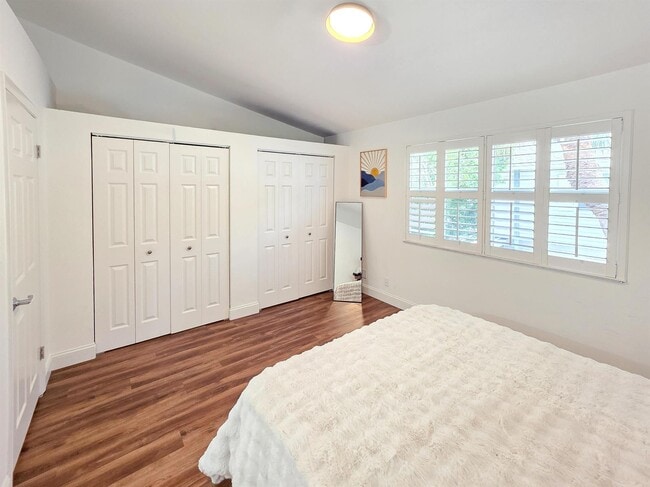 Building Photo - Northeast 15th Avenue, Fort Lauderdale, FL 33305 - 2 BR 1.5 BA townhouse