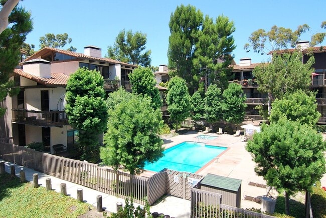 Building Photo - Stunning Marina Pacifica Residence with Resort Amenities