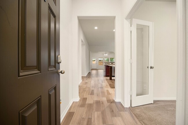 Building Photo - 32659 Timber Point Dr