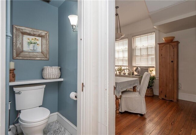 Building Photo - 1 Pell St