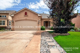 Building Photo - 9863 Everglades Dr