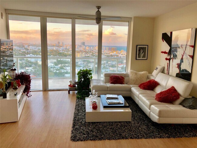 Building Photo - 450 Alton Rd