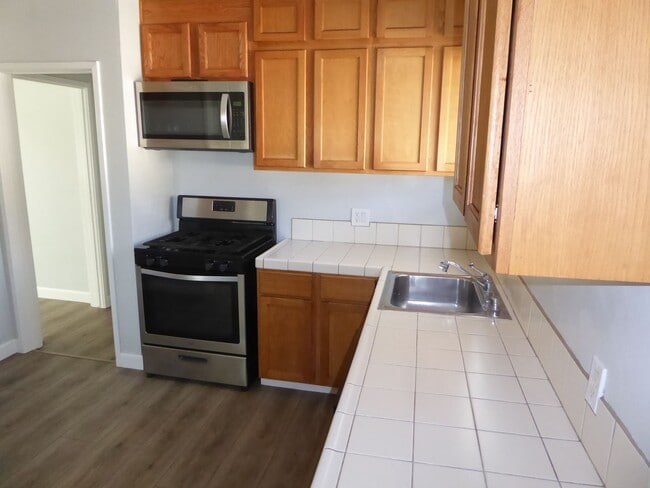 Building Photo - Charming Single-Story 2-Bedroom Home in Burbank!