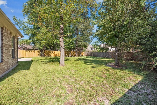 Building Photo - 158 Rocky Point Dr