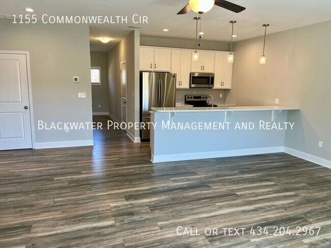 Building Photo - 1155 Commonwealth Cir