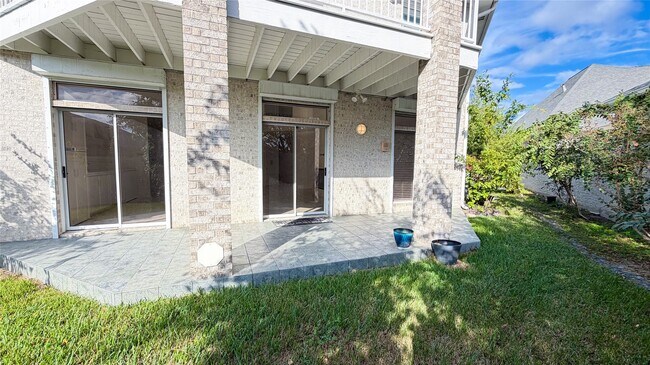 Building Photo - 4601 Country Club View