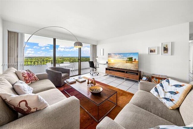 Building Photo - 155 Ocean Ln Dr