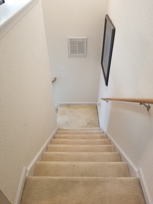 Building Photo - 164 Nautico Way