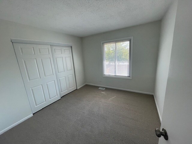 Building Photo - 106 Wood Ct
