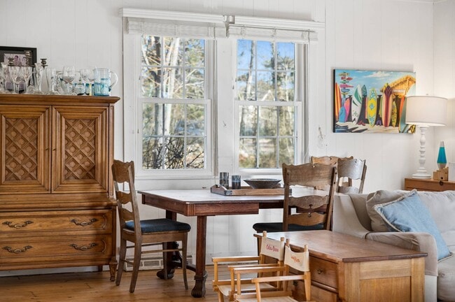 Building Photo - 6 PRIVATE Row