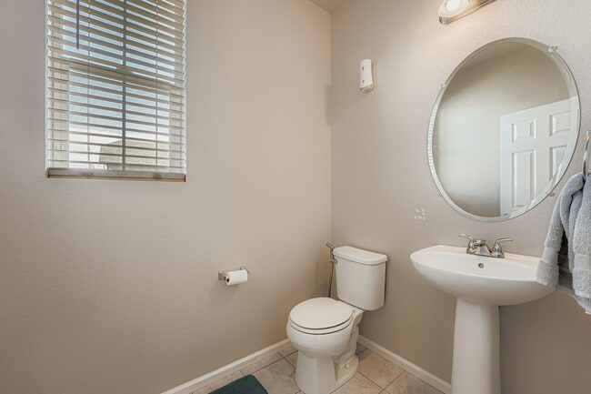 Building Photo - 27111 E Frost Pl