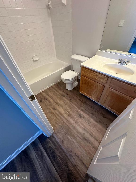 Building Photo - 14226 Hampshire Hall Ct