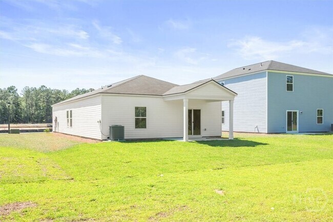 Building Photo - 150 Bottlebrush Dr