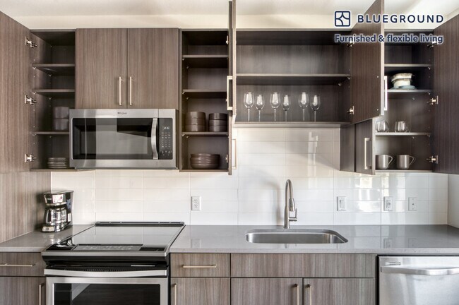 Building Photo - 2298 W 28th Ave