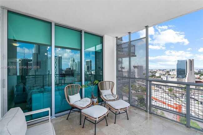 Building Photo - 350 S Miami Ave