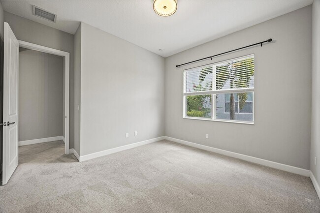Building Photo - 16007 Whippoorwill Cir