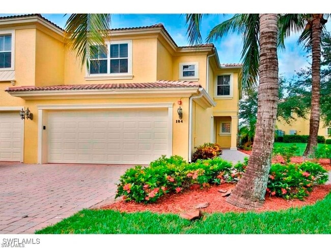Primary Photo - 1400 Mariposa Cir