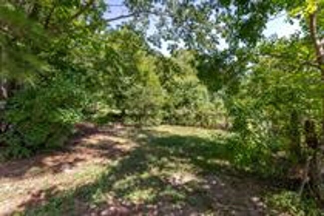 Building Photo - 15818 TX-21