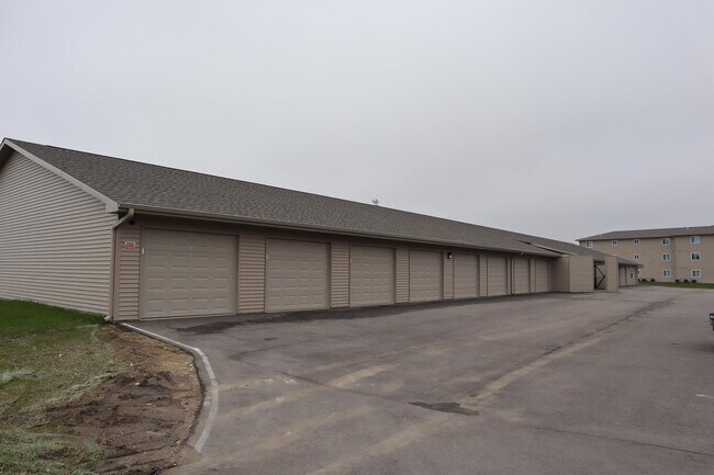Building Photo - 106 Gardens Ct