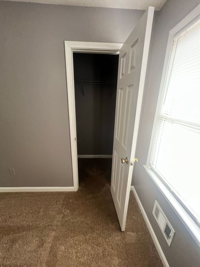 Building Photo - 541-543 Downing Street