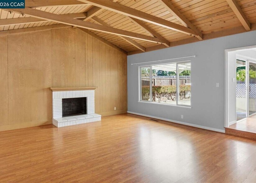 Building Photo - 55 Ceemar Ct