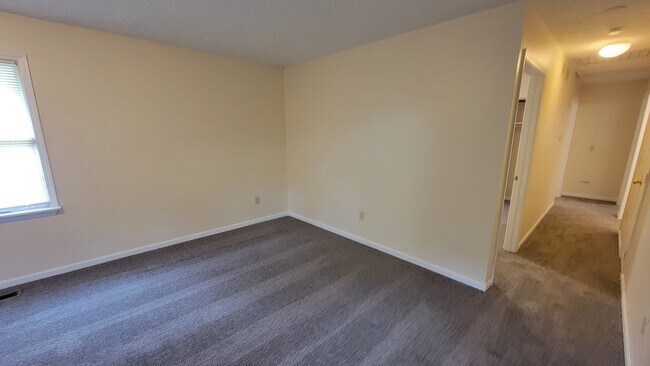 Building Photo - 1360 8th Ave