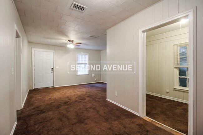 Building Photo - 1028 Bunker Hill Blvd