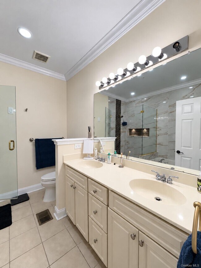 Building Photo - 1115 Balsam Dr