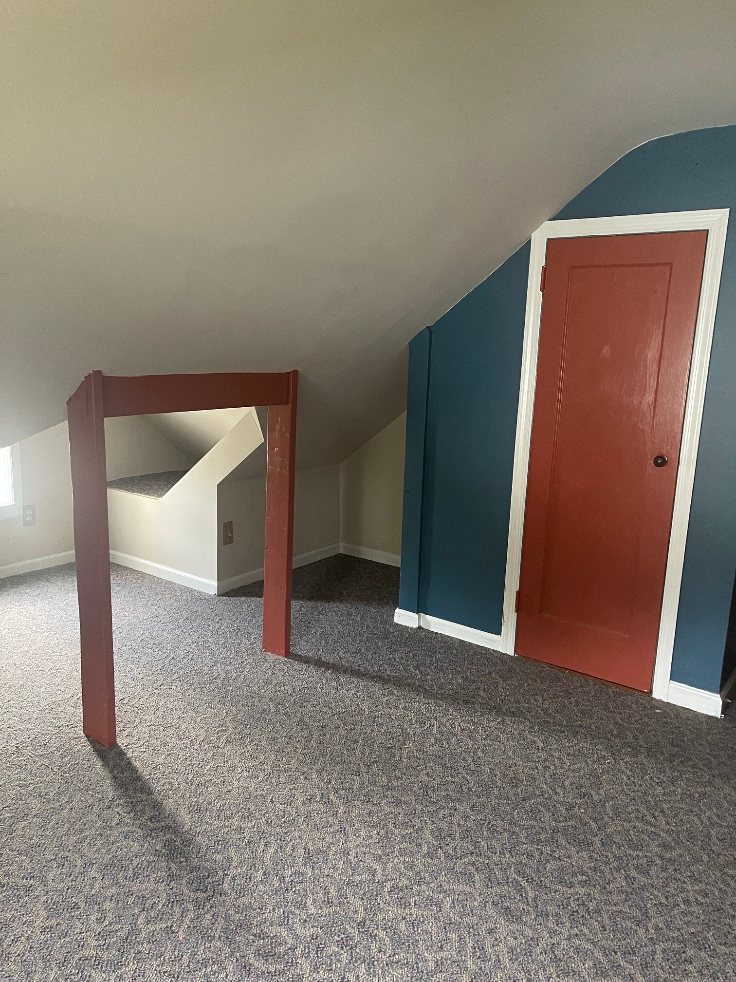 Building Photo - 293 N Hoadley St