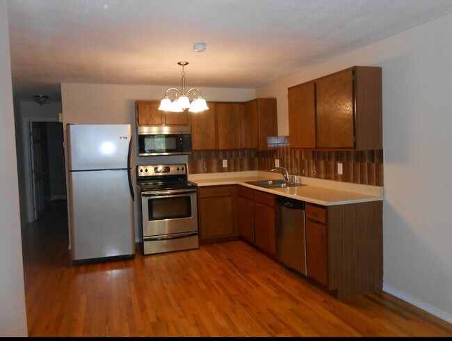 Primary Photo - 569 Smithfield Rd