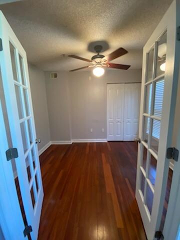 Building Photo - 2035 Dixie Belle Dr