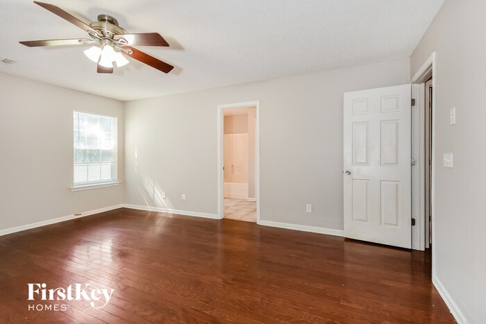 Building Photo - 231 Grandview Ln