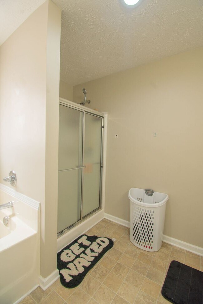 Building Photo - Coming Soon! 3 Bedroom 2.5 Bathroom- Large Fenced Yard Pets Okay!