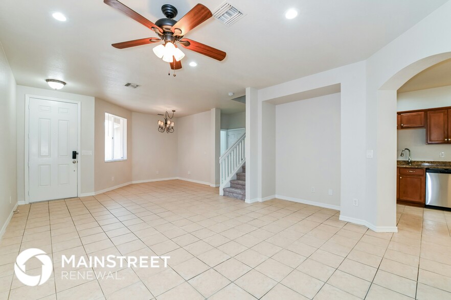 Building Photo - 9793 Roundstone Cir