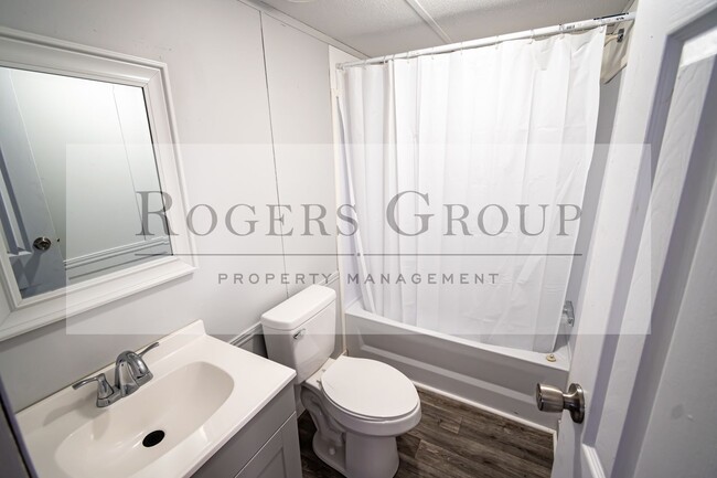 Building Photo - 187 Vincent Hoyle Rd