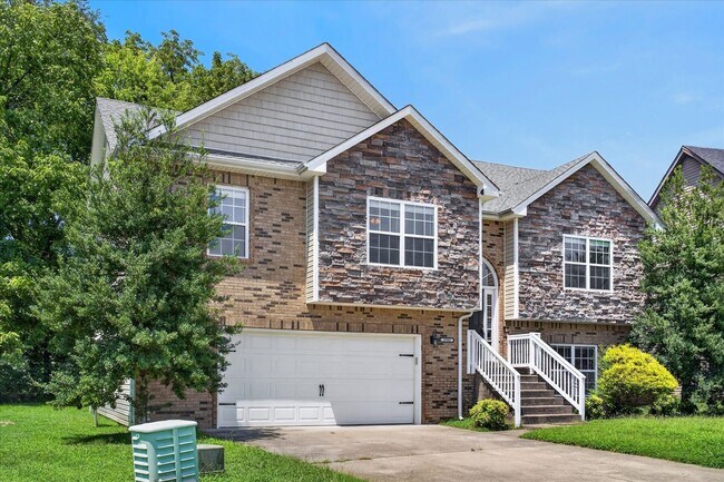 Building Photo - 3702 Wind Mill Ct