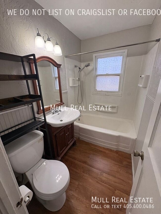 Building Photo - 1929 NW 36th St