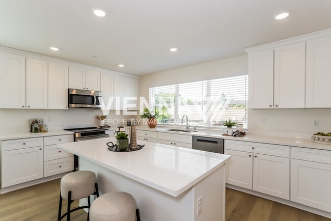 Building Photo - Brand New 4 Bedroom Home with Solar, Never Lived in Before!