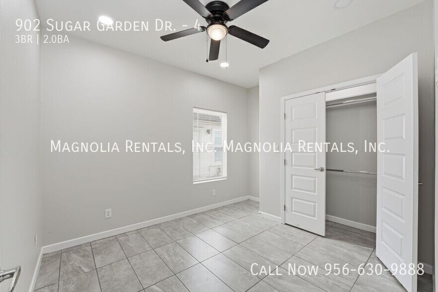 Building Photo - 902 Sugar Gdn Dr