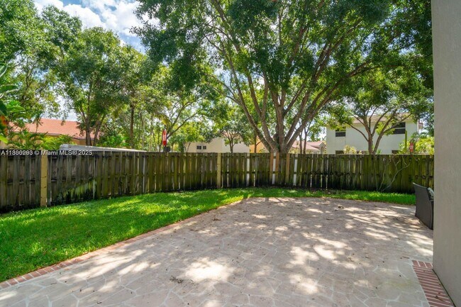 Building Photo - 1217 NW 125th Terrace