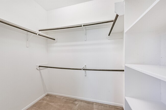 Building Photo - 5507 Claymore Meadow Ln