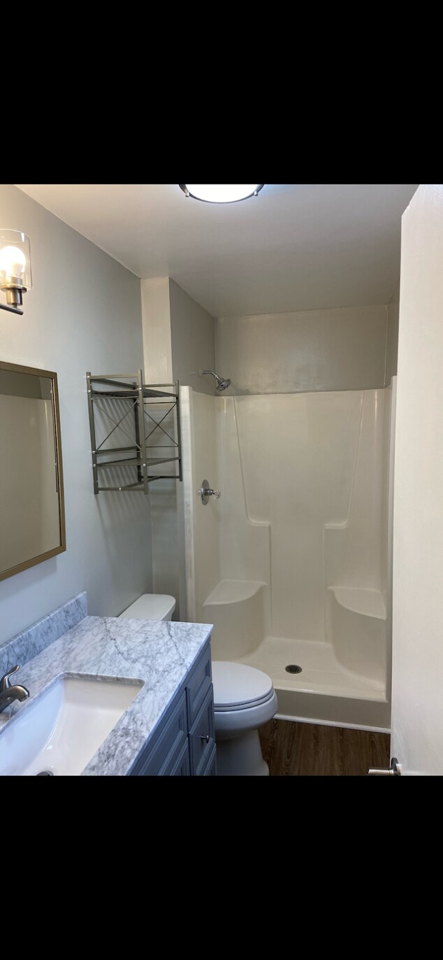 Building Photo - 1124 Theresa Ct