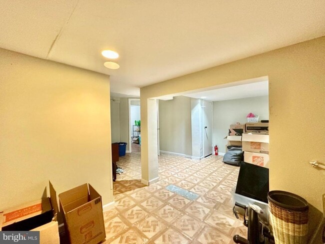 Building Photo - 41 Brookview Cir